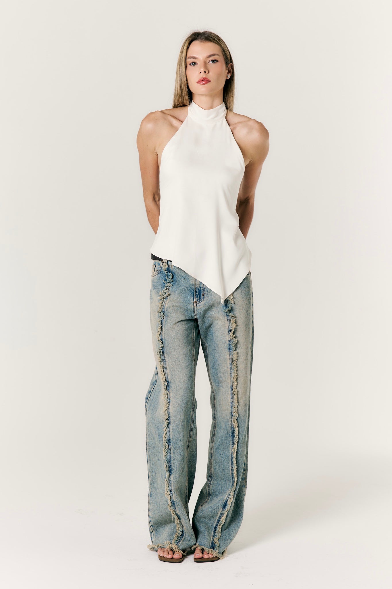 #cor_off white