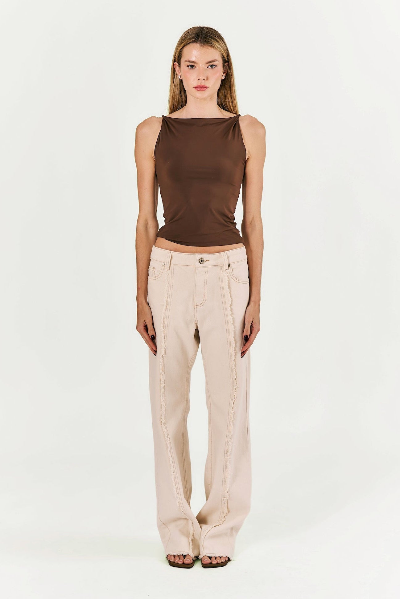 #cor_off white